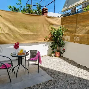25 Apartment